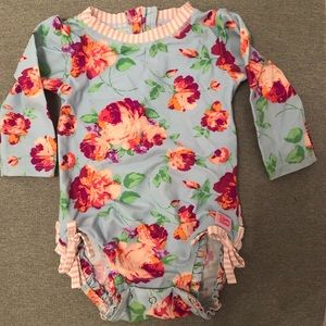GUC RUFFLE BUTTS rash guard SIZE 6-12 mos